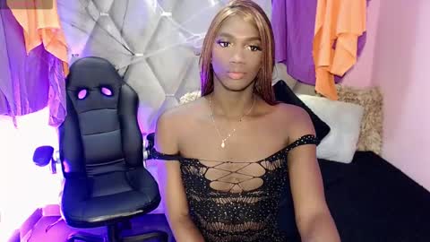 mirandaacollins online show from 11/03/25, 10:49