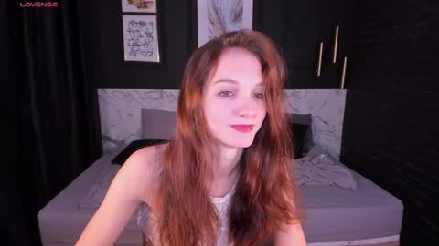 Snapshot of mirandaglow chatting on 02/21/25, 08:51 Miranda online show from 02/21/25, 08:51