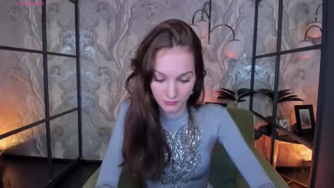 Snapshot of mirandaglow chatting on 03/07/25, 05:51 Miranda online show from 03/07/25, 05:51