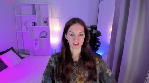 Snapshot of mirandaglow chatting on 04/09/26, 05:40 Miranda online show from 04/09/26, 05:40