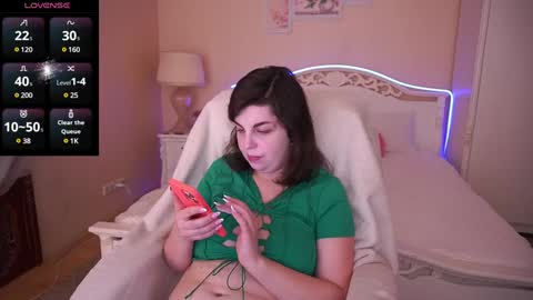 Snapshot of mirandawarm chatting on 01/29/25, 06:33 Miranda online show from 01/29/25, 06:33