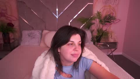 Snapshot of mirandawarm chatting on 02/03/26, 06:22 Miranda online show from 02/03/26, 06:22