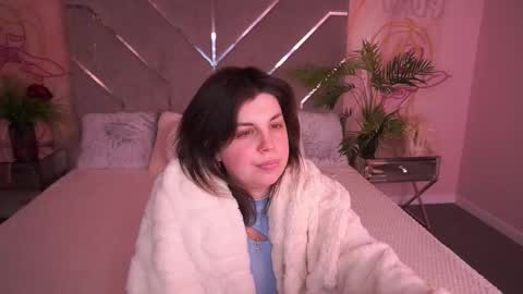 Snapshot of mirandawarm chatting on 02/03/26, 06:51 Miranda online show from 02/03/26, 06:51