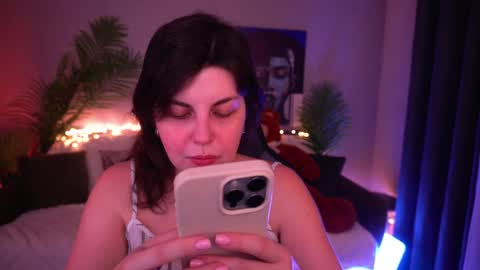 Snapshot of mirandawarm chatting on 04/01/26, 05:30 Miranda online show from 04/01/26, 05:30