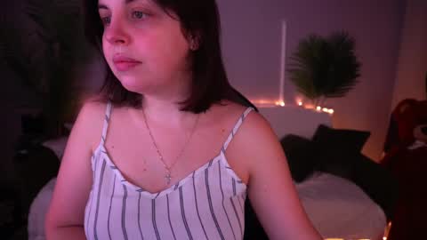 Snapshot of mirandawarm chatting on 04/09/26, 05:40 Miranda online show from 04/09/26, 05:40