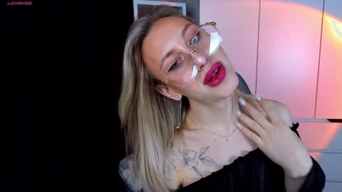 Snapshot of miraraid chatting on 12/22/24, 02:28 miraraid online show from 12/22/24, 02:28