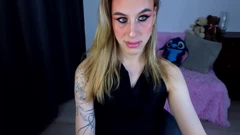 Snapshot of miraraid chatting on 09/29/25, 06:18 miraraid online show from 09/29/25, 06:18