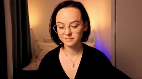 MiraSkyy online show from 10/19/25, 01:56