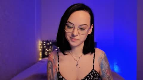 Snapshot of miraskyy chatting on 03/11/26, 04:02 MiraSkyy online show from 03/11/26, 04:02