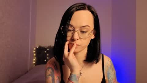 Snapshot of miraskyy chatting on 03/24/26, 02:00 MiraSkyy online show from 03/24/26, 02:00