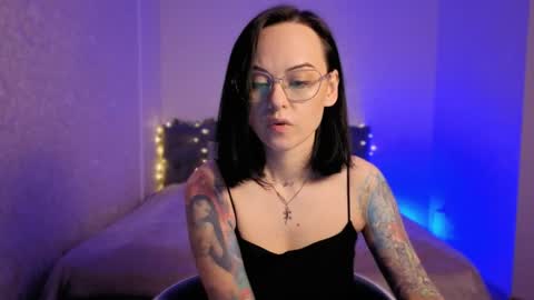 Snapshot of miraskyy chatting on 04/03/26, 05:44 MiraSkyy online show from 04/03/26, 05:44