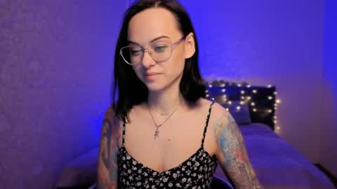 Snapshot of miraskyy chatting on 04/04/26, 09:56 MiraSkyy online show from 04/04/26, 09:56