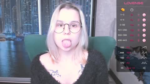 Snapshot of miray_kuriyama chatting on 12/07/24, 03:08 Kira online show from 12/07/24, 03:08