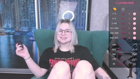 Snapshot of miray_kuriyama chatting on 12/12/24, 07:48 Kira online show from 12/12/24, 07:48