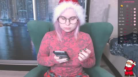 Snapshot of miray_kuriyama chatting on 12/27/24, 12:07 Kira online show from 12/27/24, 12:07