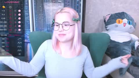 Snapshot of miray_kuriyama chatting on 01/12/25, 01:11 Kira online show from 01/12/25, 01:11