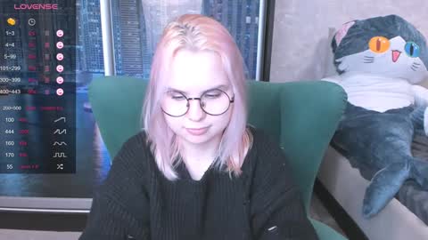 Snapshot of miray_kuriyama chatting on 01/12/25, 08:57 Kira online show from 01/12/25, 08:57