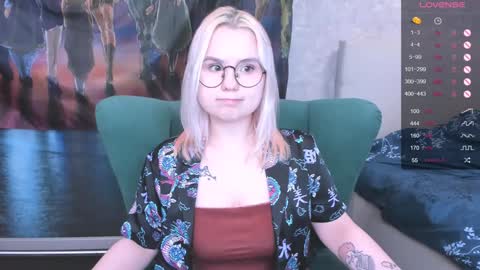 Snapshot of miray_kuriyama chatting on 01/24/25, 03:55 Kira online show from 01/24/25, 03:55