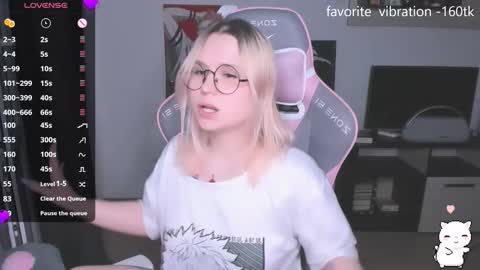 Snapshot of miray_kuriyama chatting on 09/09/25, 06:40 Kira online show from 09/09/25, 06:40