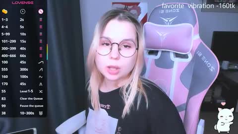 Snapshot of miray_kuriyama chatting on 11/23/25, 08:08 Kira online show from 11/23/25, 08:08