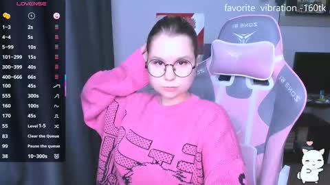 Snapshot of miray_kuriyama chatting on 11/25/25, 08:53 Kira online show from 11/25/25, 08:53