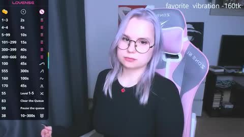 Snapshot of miray_kuriyama chatting on 11/30/25, 07:51 Kira online show from 11/30/25, 07:51