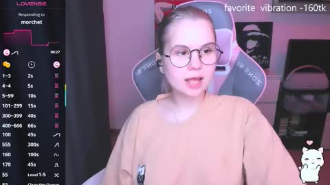 Snapshot of miray_kuriyama chatting on 12/13/25, 08:04 Kira online show from 12/13/25, 08:04