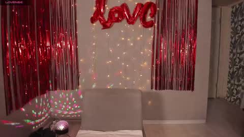 Snapshot of mirayoun chatting on 02/19/25, 07:06 Mira online show from 02/19/25, 07:06