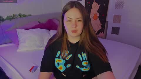Snapshot of mireyalin chatting on 05/17/26, 08:55 Mireya online show from 05/17/26, 08:55