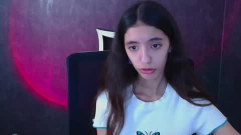 Snapshot of miri_miss chatting on 12/28/24, 01:49 Miri online show from 12/28/24, 01:49