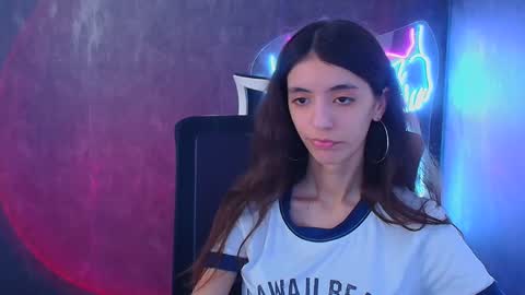 Snapshot of miri_miss chatting on 01/19/25, 04:04 Miri online show from 01/19/25, 04:04