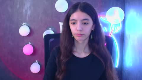 Snapshot of miri_miss chatting on 02/27/25, 04:32 Miri online show from 02/27/25, 04:32