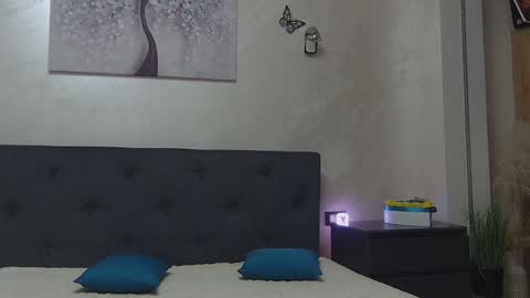 Snapshot of miriam04 chatting on 01/13/25, 10:03 miriam04 online show from 01/13/25, 10:03