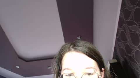 Mira online show from 03/10/25, 08:37