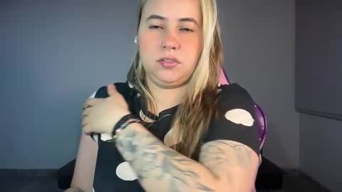 Snapshot of mirilinda chatting on 04/03/26, 04:10 mirilinda online show from 04/03/26, 04:10