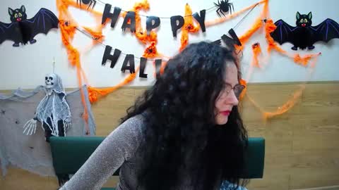 Miroslava Happi online show from 11/03/25, 06:58