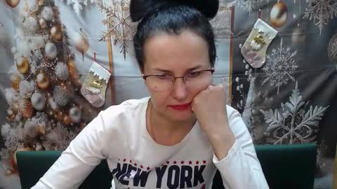 Snapshot of miroslava_happi chatting on 01/12/26, 06:29 Miroslava Happi online show from 01/12/26, 06:29