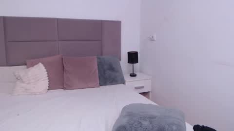 MiryamInes online show from 02/24/25, 10:26