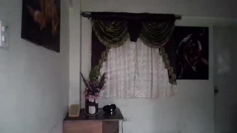 its me kizzy online show from 09/24/25, 10:51