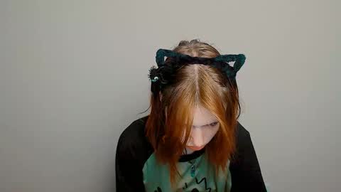 Snapshot of misaki_chan_ chatting on 10/31/25, 10:55 misaki_chan_ online show from 10/31/25, 10:55