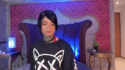 Snapshot of misaki_six chatting on 05/16/26, 12:48 GTM-5 online show from 05/16/26, 12:48