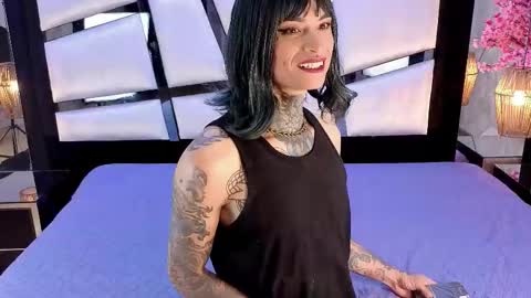     online show from 03/01/26, 01:02