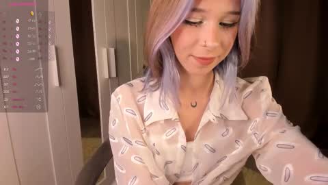 Snapshot of misekiii chatting on 09/08/25, 11:37 misekiii online show from 09/08/25, 11:37