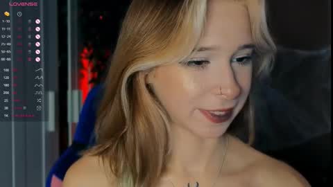 Snapshot of misekiii chatting on 10/31/25, 12:22 misekiii online show from 10/31/25, 12:22