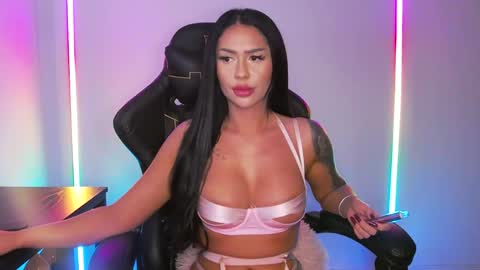 Snapshot of mishablueee chatting on 12/12/24, 09:26 MishaBlueee online show from 12/12/24, 09:26