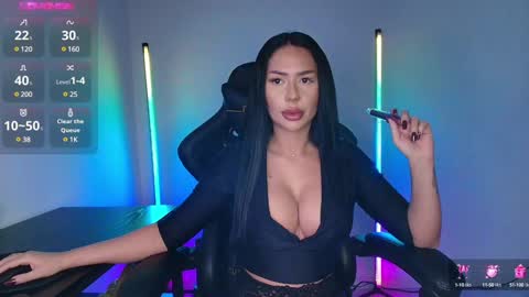 Snapshot of mishablueee chatting on 01/09/25, 08:22 MishaBlueee online show from 01/09/25, 08:22