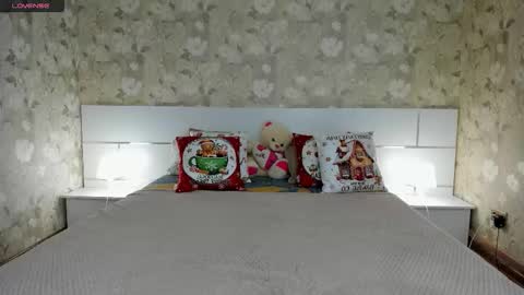 mishapallmer online show from 12/15/25, 06:39