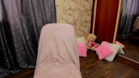 Snapshot of mishapallmer chatting on 04/09/26, 06:19 mishapallmer online show from 04/09/26, 06:19