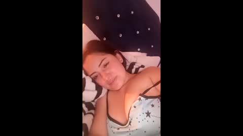 Snapshot of misnicol chatting on 04/13/26, 12:16 Nicol online show from 04/13/26, 12:16