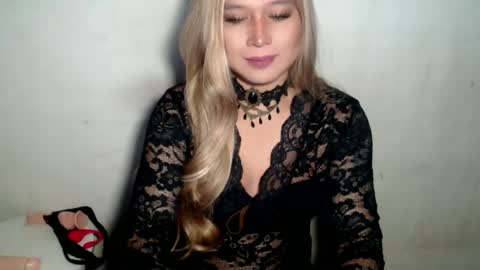 Snapshot of miss_4cuck_ chatting on 07/03/26, 12:00 miss_4cuck_ online show from 07/03/26, 12:00